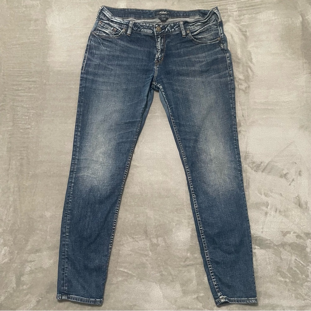 Silver Jeans Co Sam Boyfriend Denim Size 34x29 Mid Rise Distressed Blue Jeans